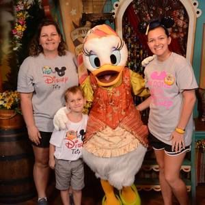 Meet your Posher, April